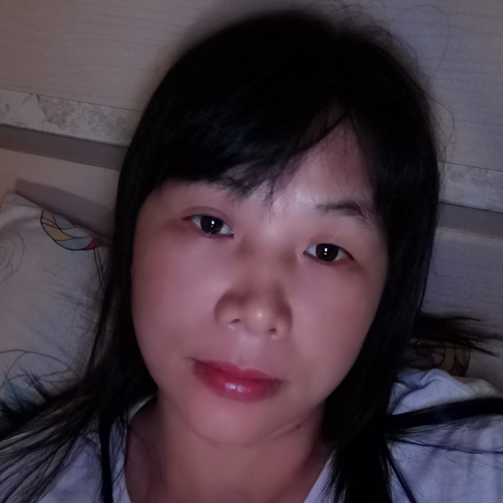 犀牛那矮小的照片