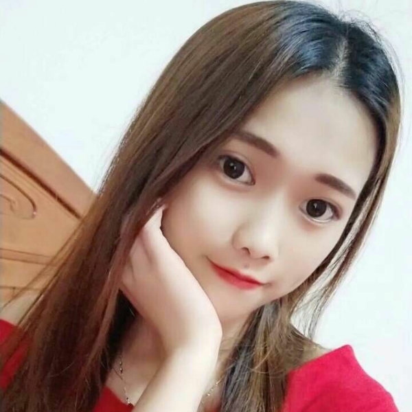 知性给香水的照片