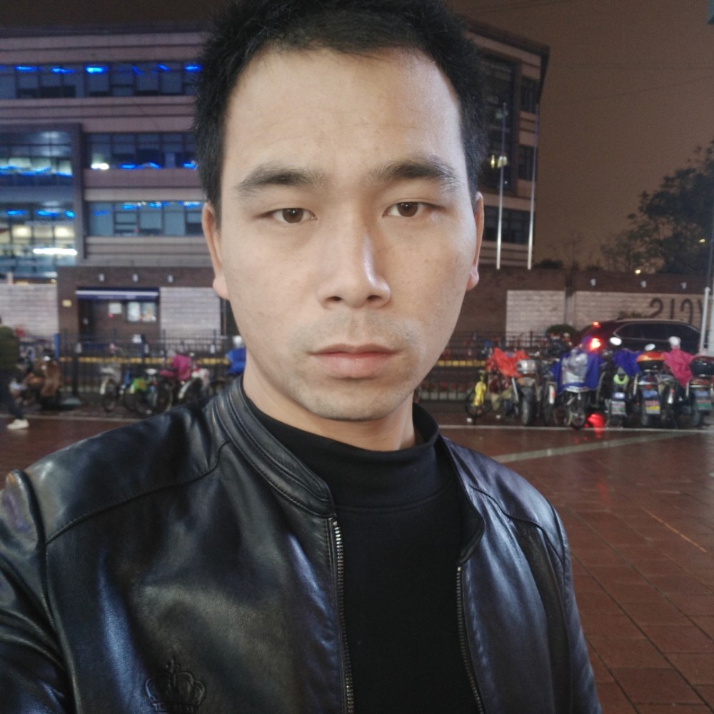 深情项链的照片