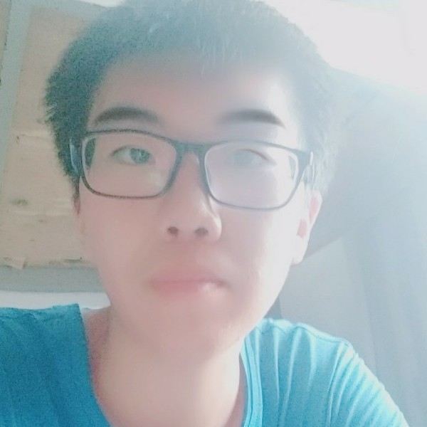 逐风笑绚烂的照片
