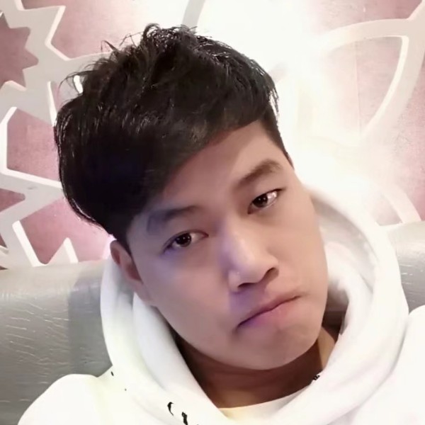 凉笙拾忆一个人的照片