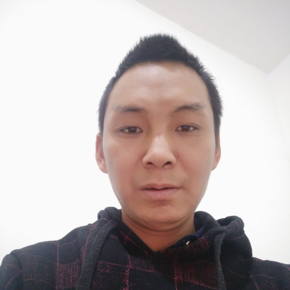 易光发的照片