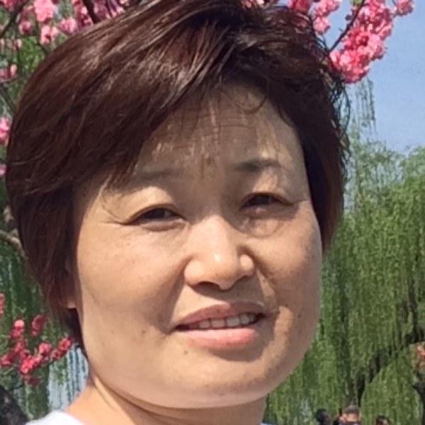 卞恩莲的照片