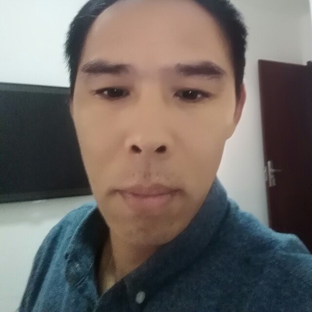 活泼深拥大侠的照片
