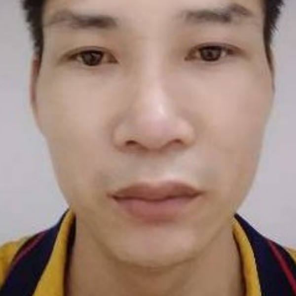 项链放弃想人陪的照片