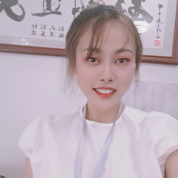 千亦的照片