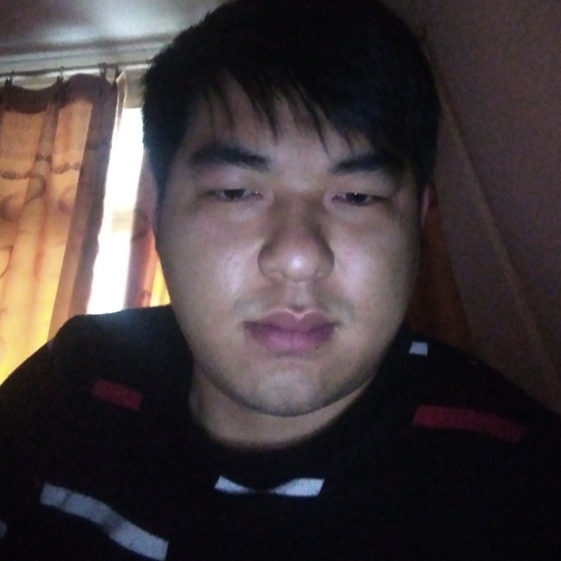 冷眸浅吻复杂的照片