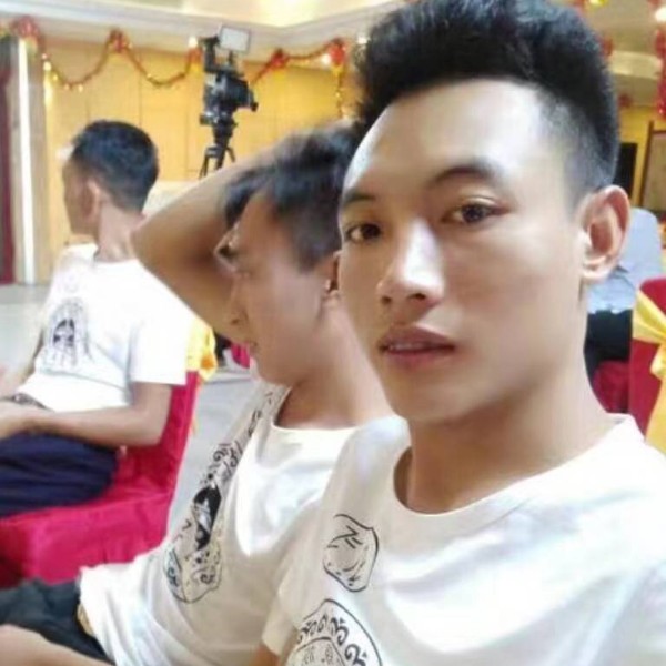 张大功的照片