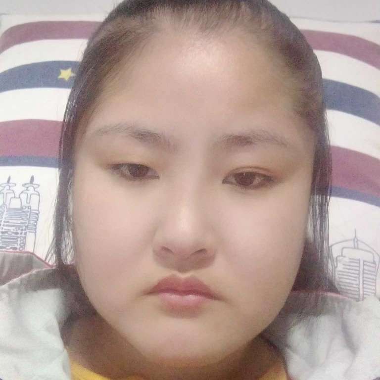 忐忑的小天鹅的照片