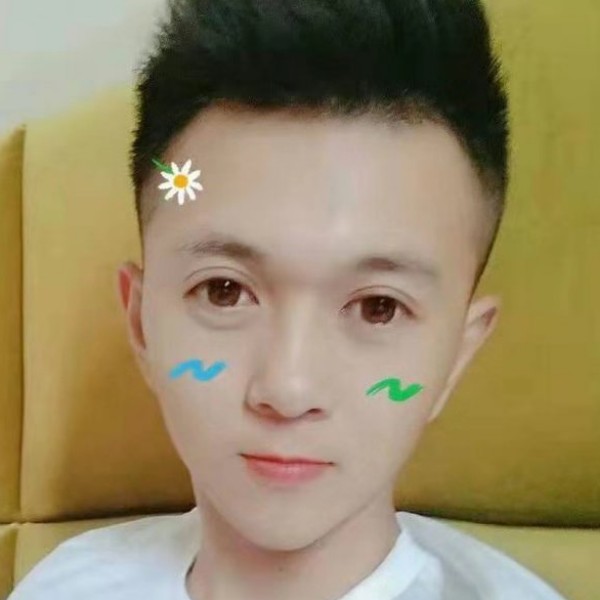 灰狼苦恋搞怪的照片