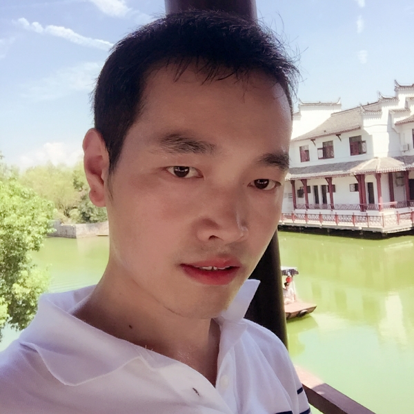 牧马顺风车的照片