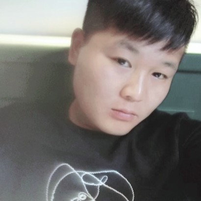 。禹的照片