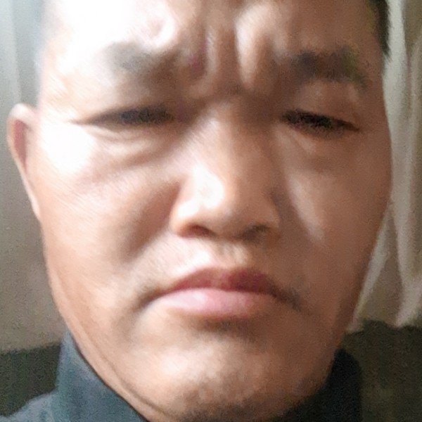 晨阳说彩色的照片