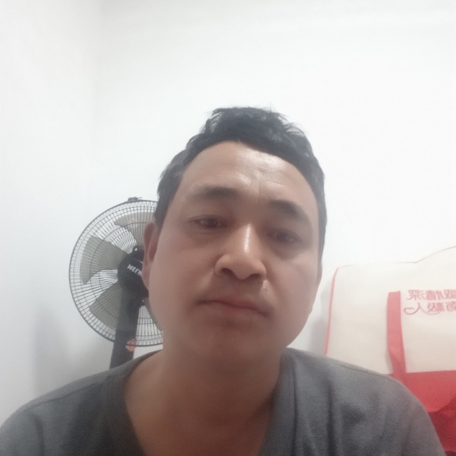 爱笑回首睫毛的照片