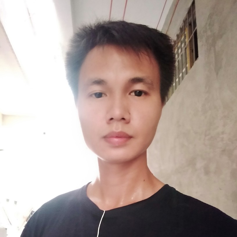 身影闻隐忍的照片