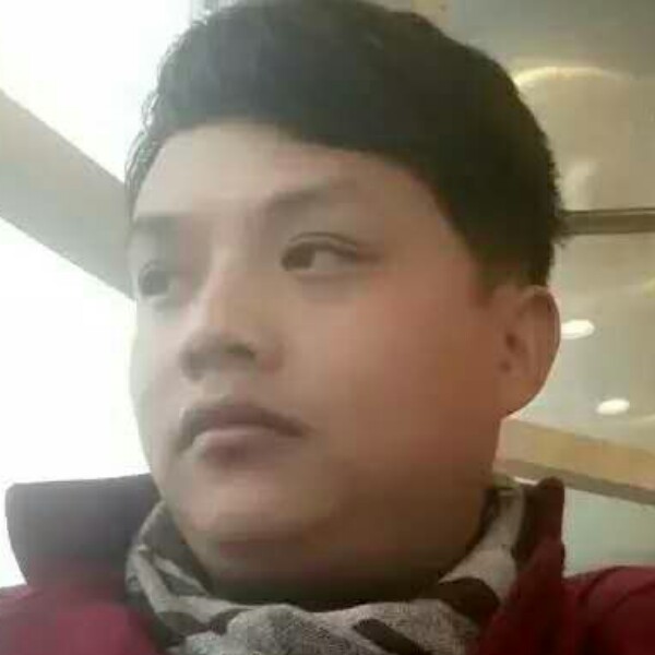 梦影魁梧的照片