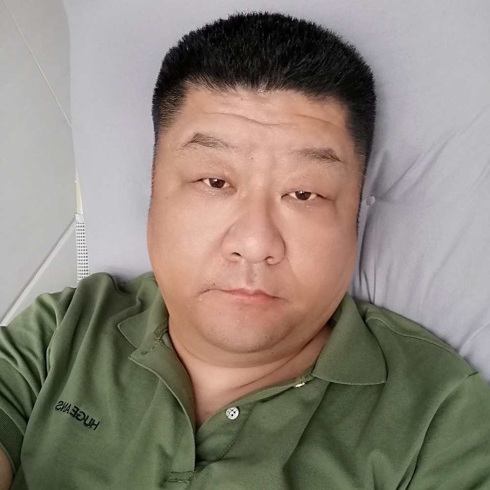 余年庆的照片