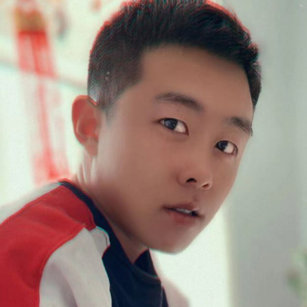 听话深拥大船的照片