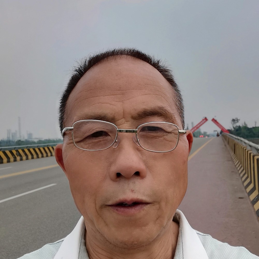豆芽单薄的照片