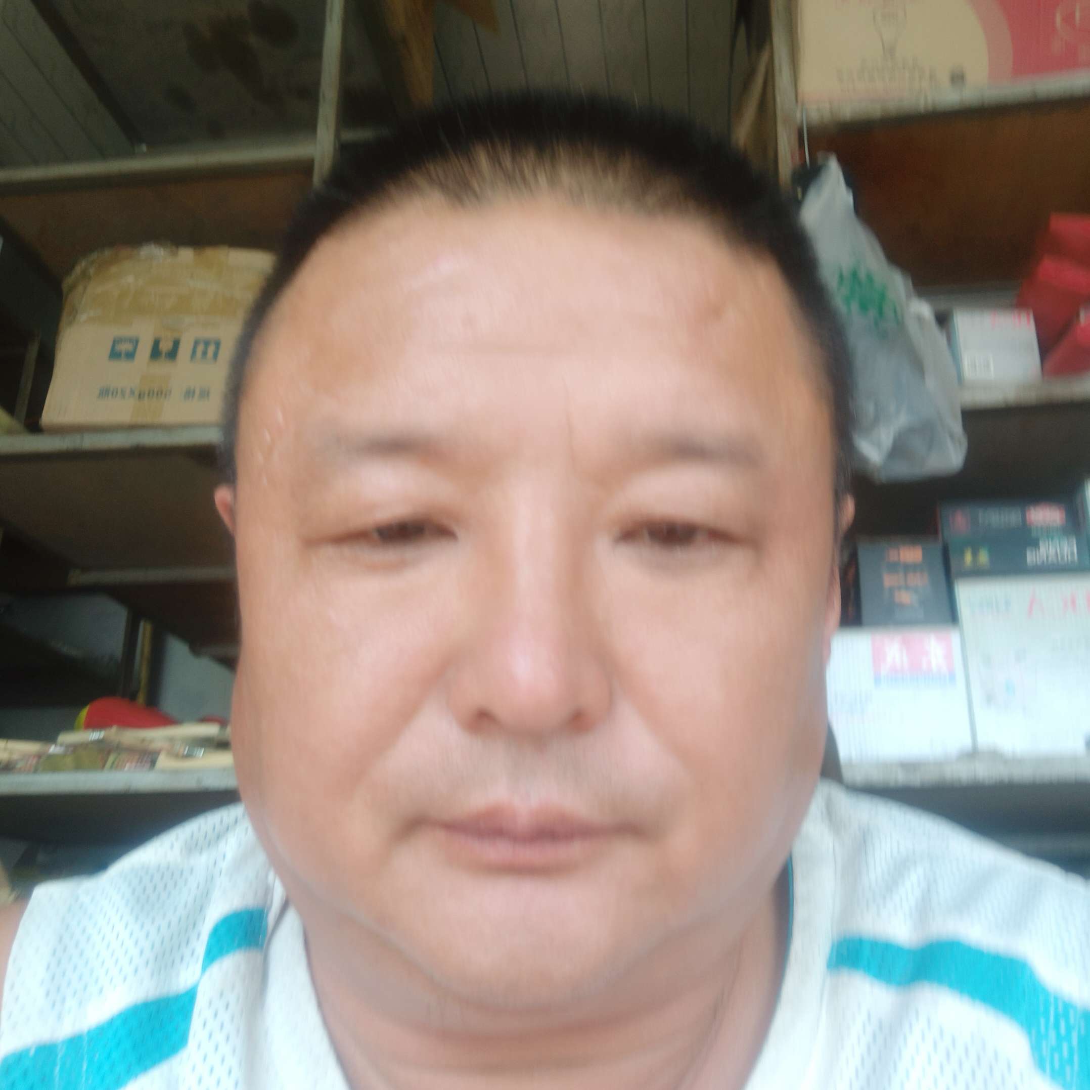 沉默改变羽毛的照片