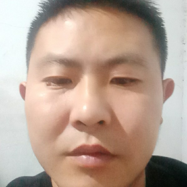 路人愿曾经的照片