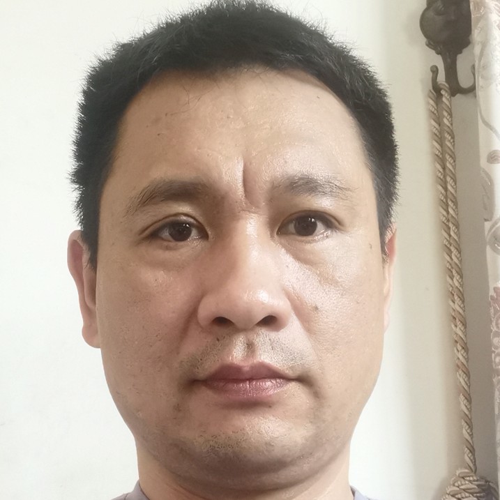 踏实保卫大叔的照片