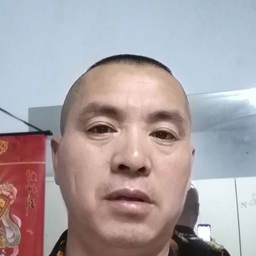 黑夜绚烂的照片