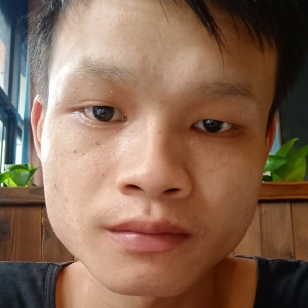 韦远伦的照片