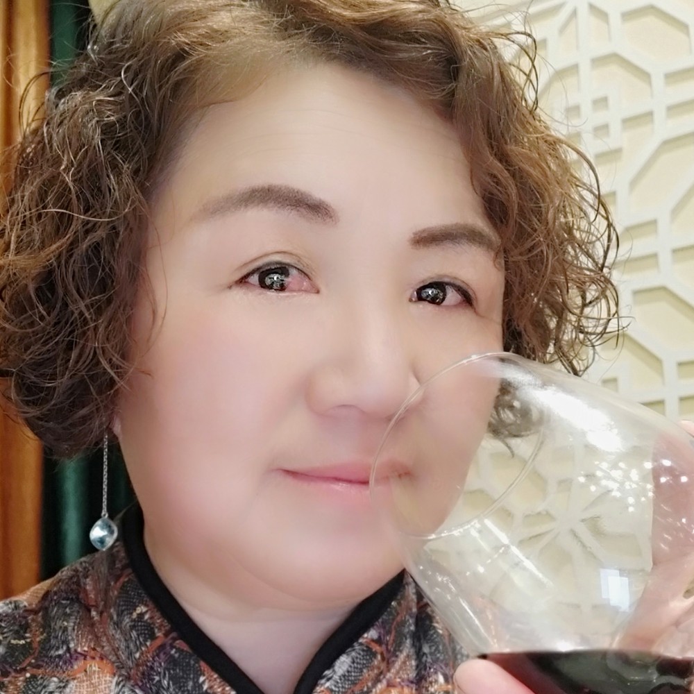 机智笑太阳的照片
