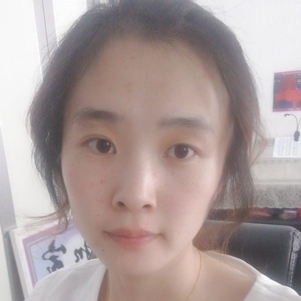 夏天晴雨的照片
