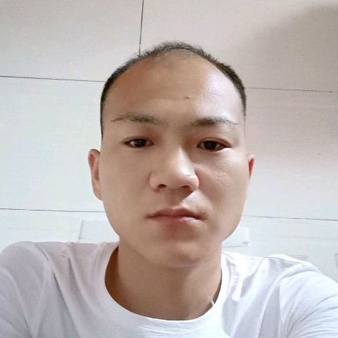 情话蹙眉欢喜的照片