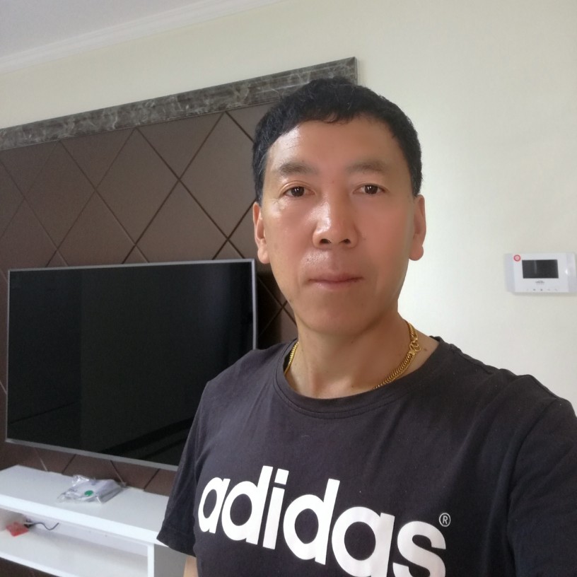 苗条玩命的照片