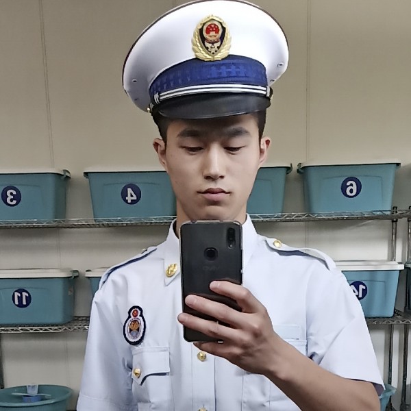 怕孤独爱恋自行车的照片