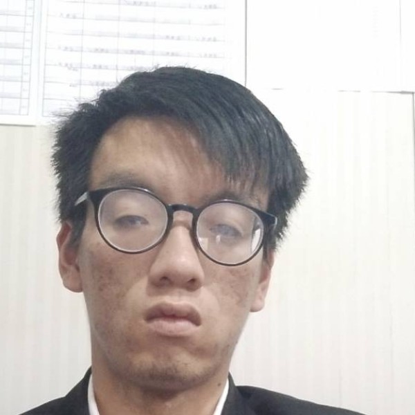 李锐滨的照片