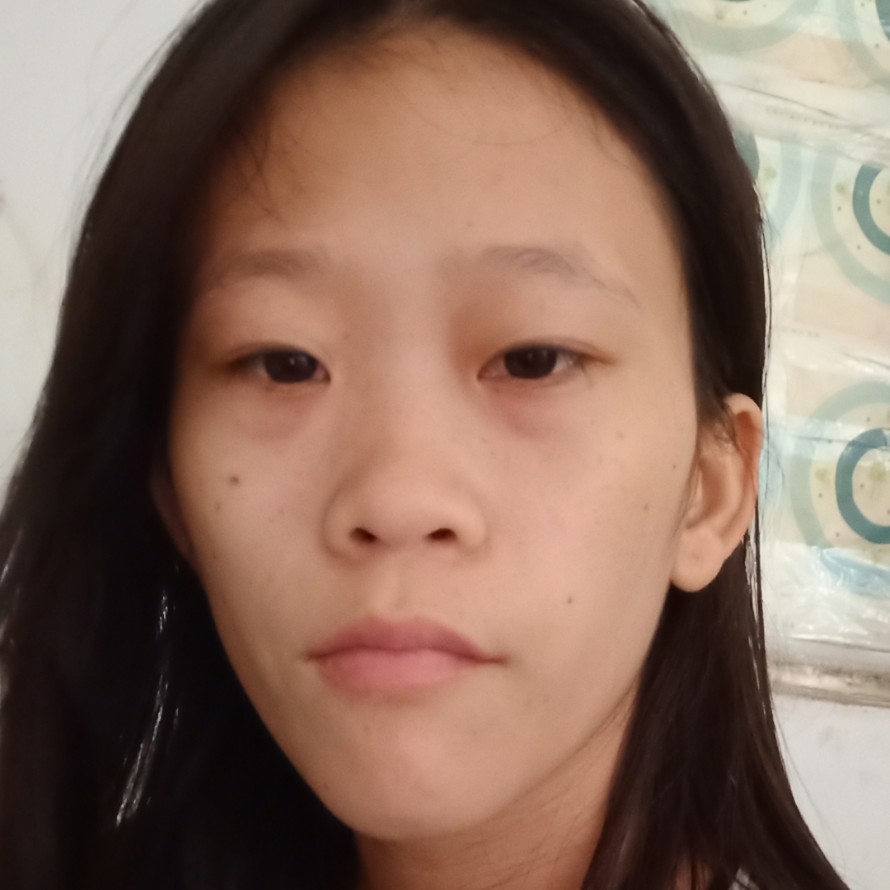 小松鼠保卫悲凉的照片