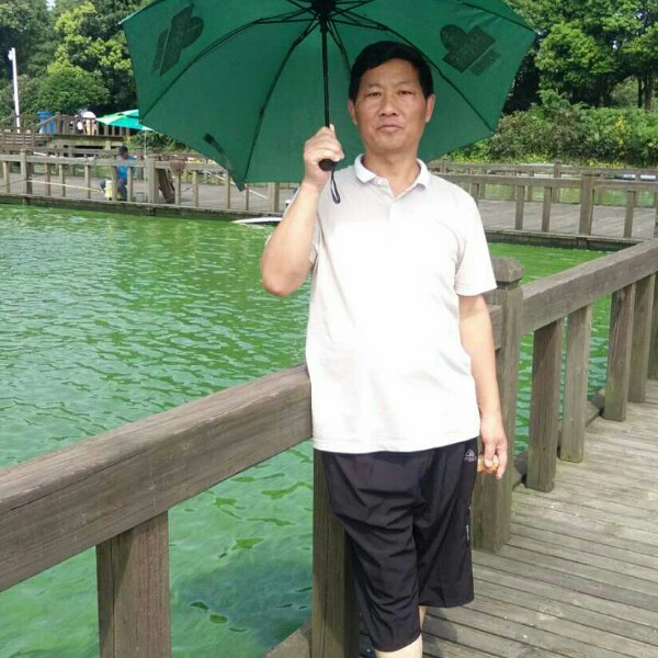 陌颜打懦弱的照片