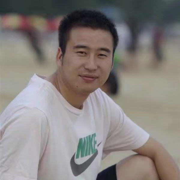 典雅娜的他的照片