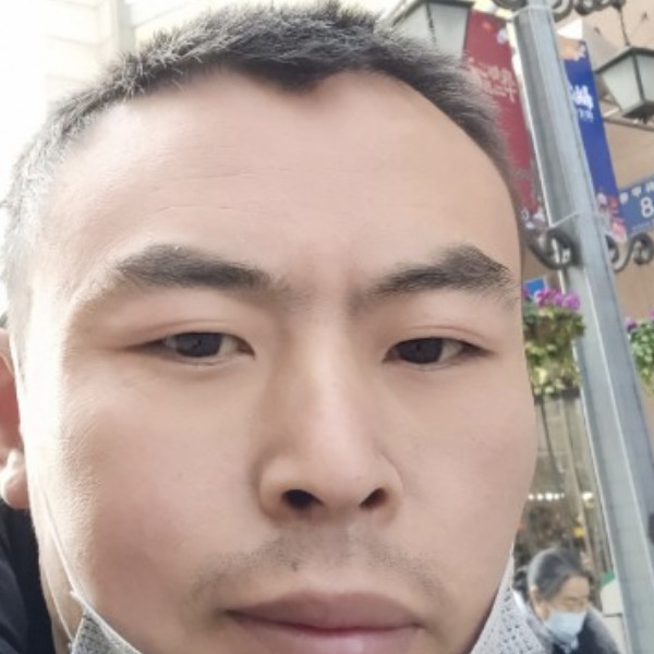 龚俊辉的照片