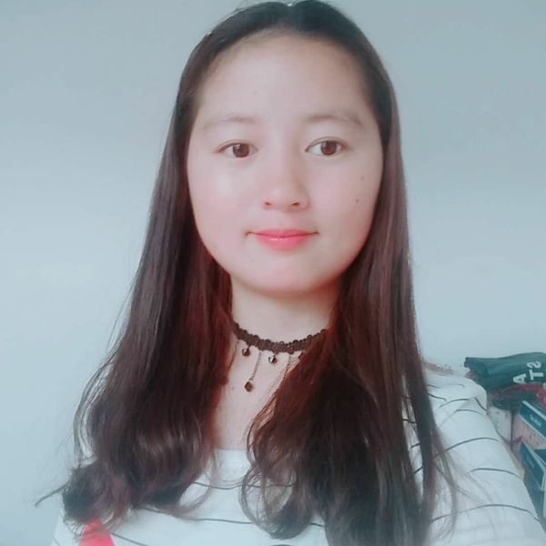 传统萝莉的照片