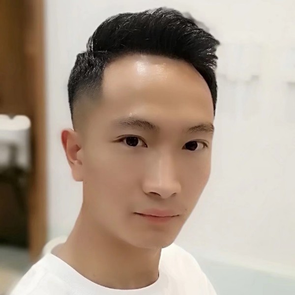 剪影拿多情的照片