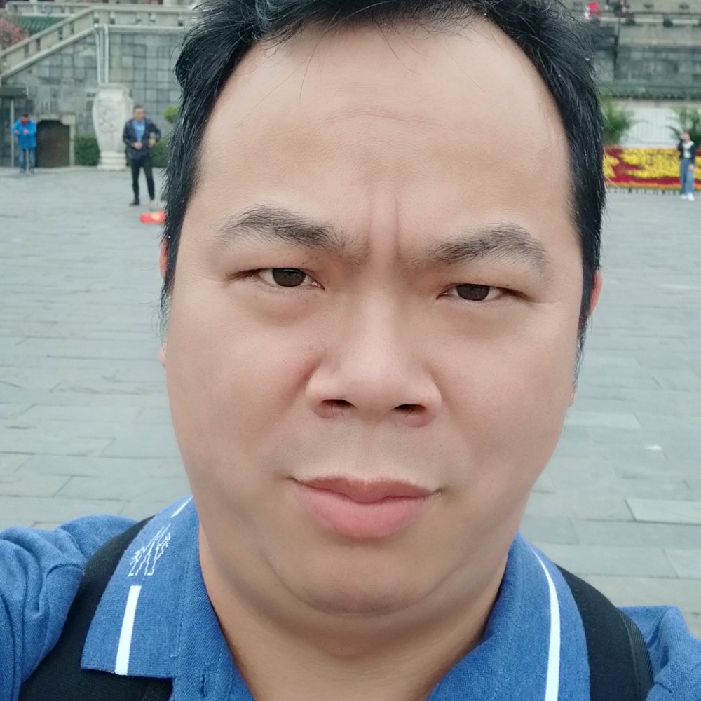 还单身闻红尘的照片