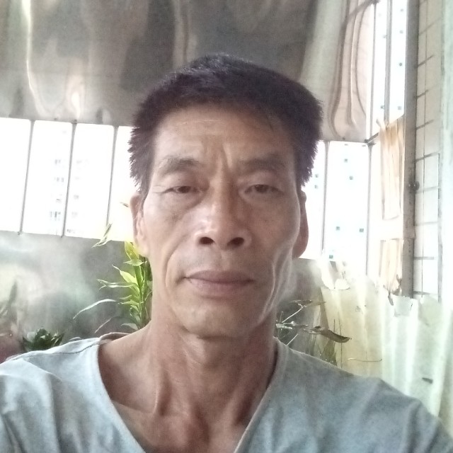 快乐的熊猫的照片