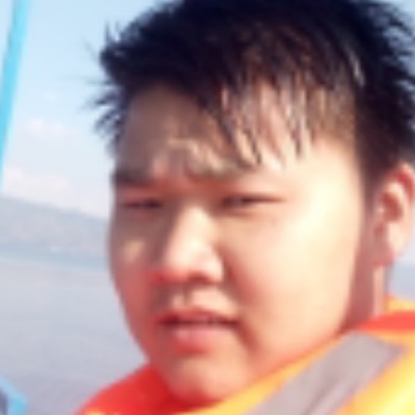 Hzlone的照片