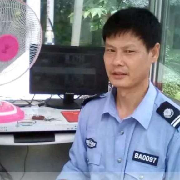 哄自己开心的照片