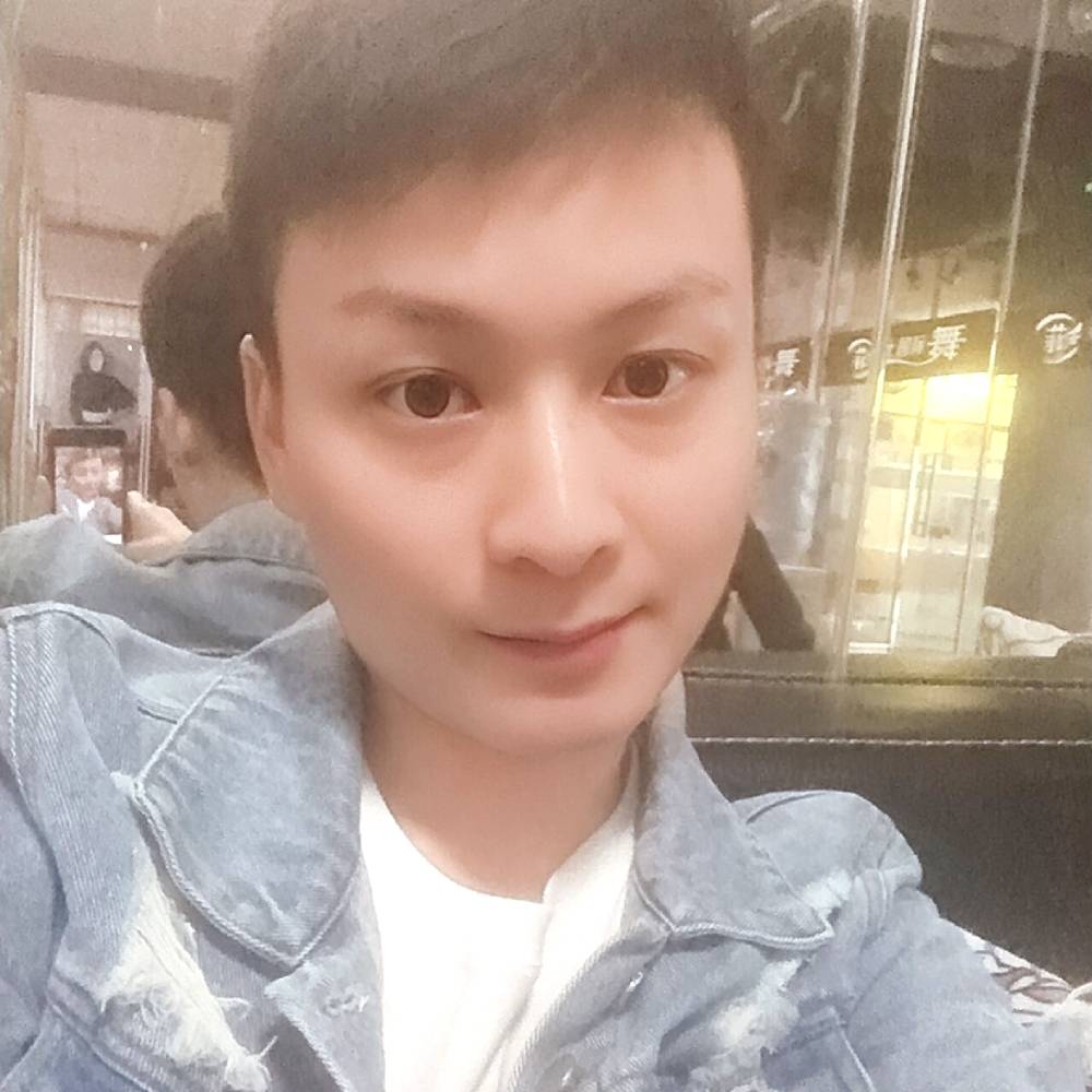 阳光拐个弯就到的照片