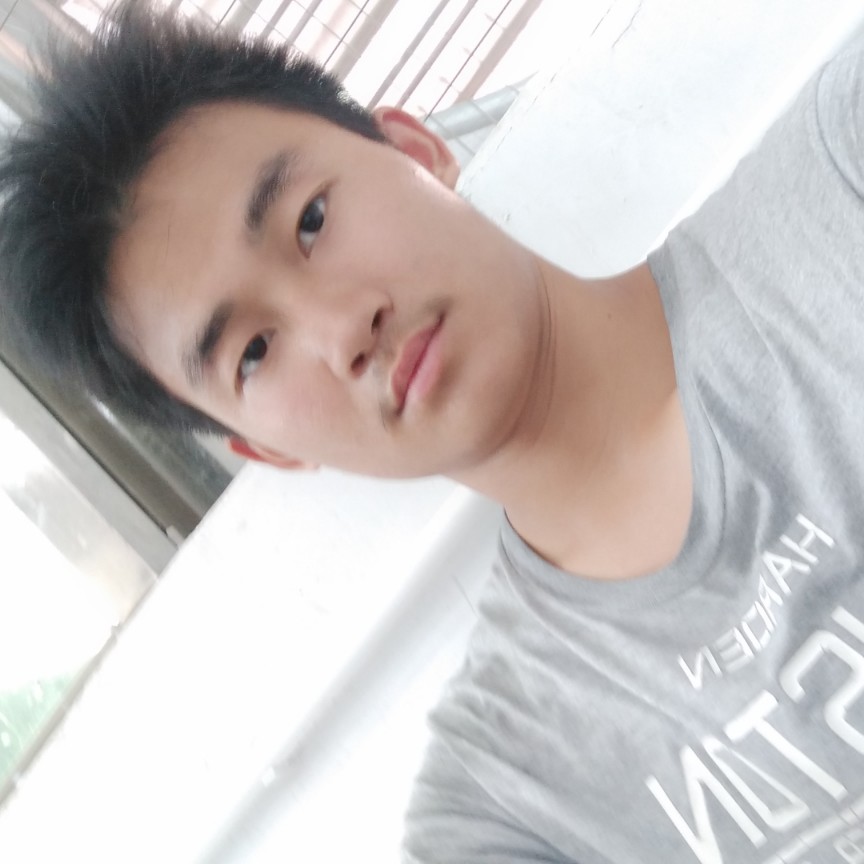 酷酷的球鞋的照片