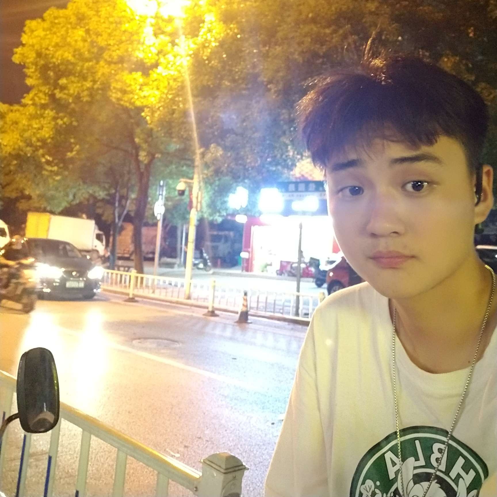 何子豪的照片