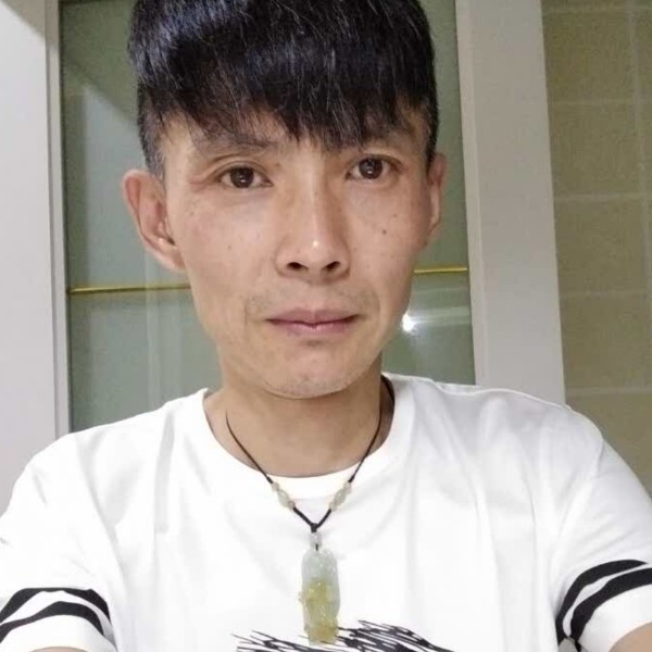 才子逛街的照片