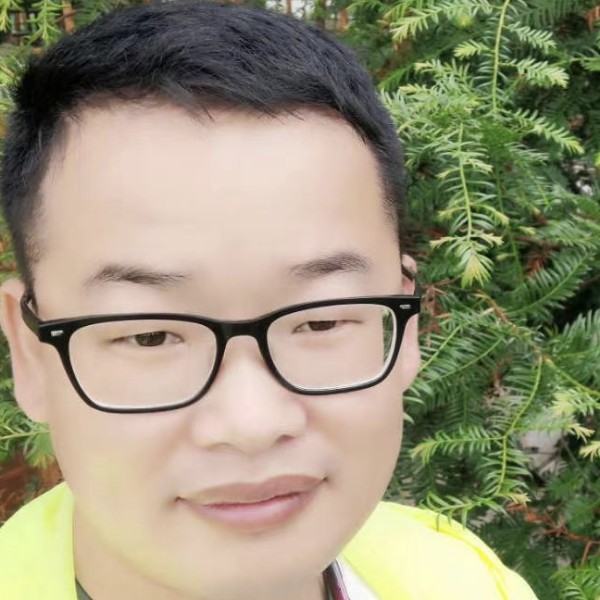 洋葱挽手悲凉的照片