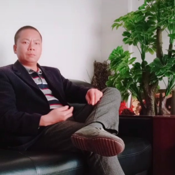 闪闪那人生的照片